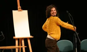 Kabaret żółty sweterek: historia, znaczenie i wpływ na kulturę