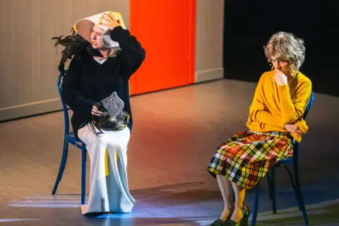 Jak się starzeć bez godności - komedia o trudnych tematach życia