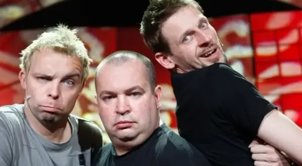 Kabaret Ani Mru-Mru obsada: poznaj tajemnice składu i zmian