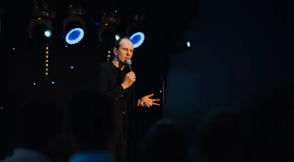 Kabaret stand up: Najlepsze występy, które musisz zobaczyć