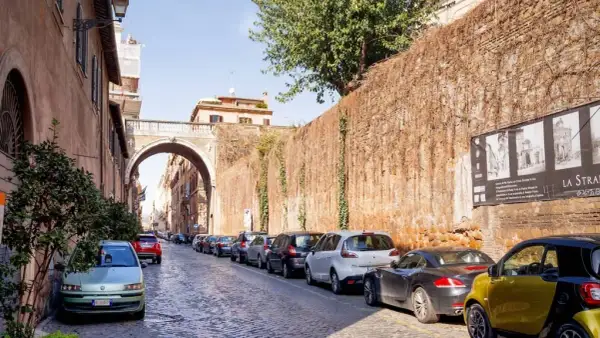 Gdzie zaparkować przy Teatrze Roma? Sprawdź najlepsze opcje parkowania